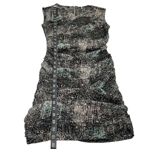 I.R.O XSmallBlack Abstract Print Sleeveless Ruched Side Shift Dress Women’s - Picture 7 of 10